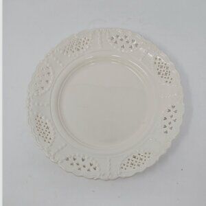 1 Hartley Greens Creamware Pierced Heart Diamonds Rim & Garland Fruit Dish Plate